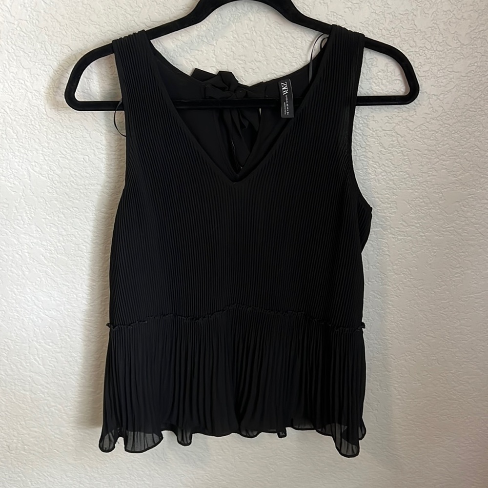 Womens sleeveless blouse
